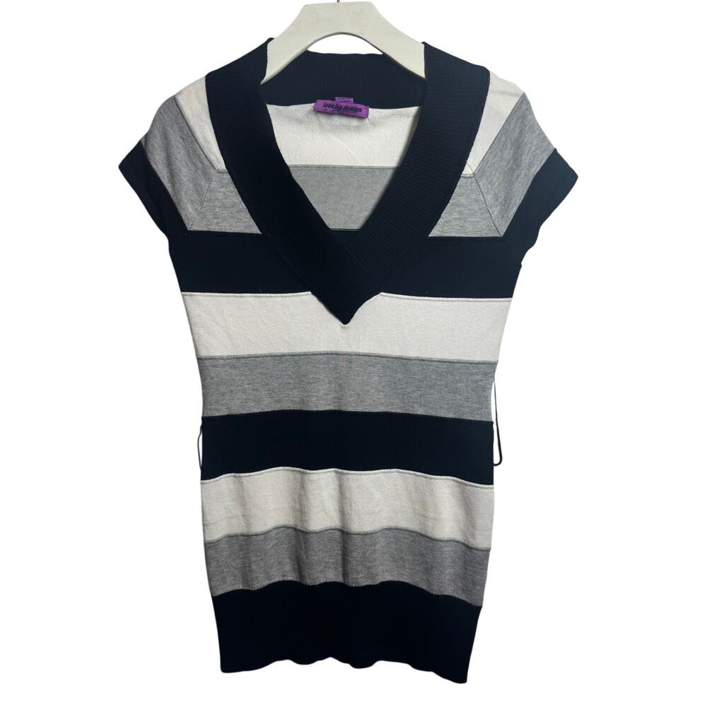 Love by Design Top Women L Black White Stripe Y2K Sweater Bratz Preppy‎ Modest